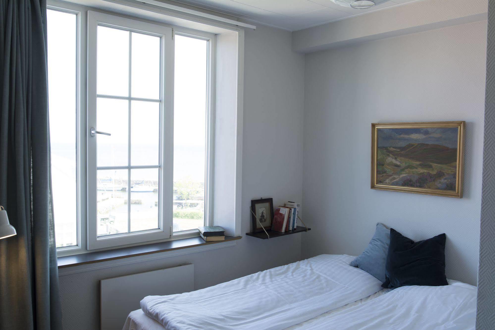 Strandhotellet Аллинге Экстерьер фото